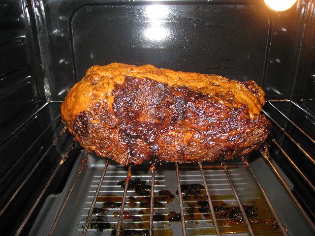 IMG_4129.JPG - so jetzt noch mal geMOPt und dann kurz den Grill an